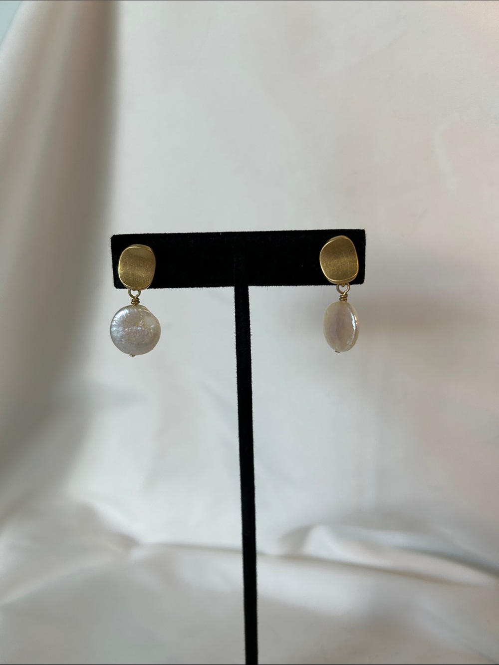 Madewell Gold-Tone Earrings with Iridescent Pearl Drops
